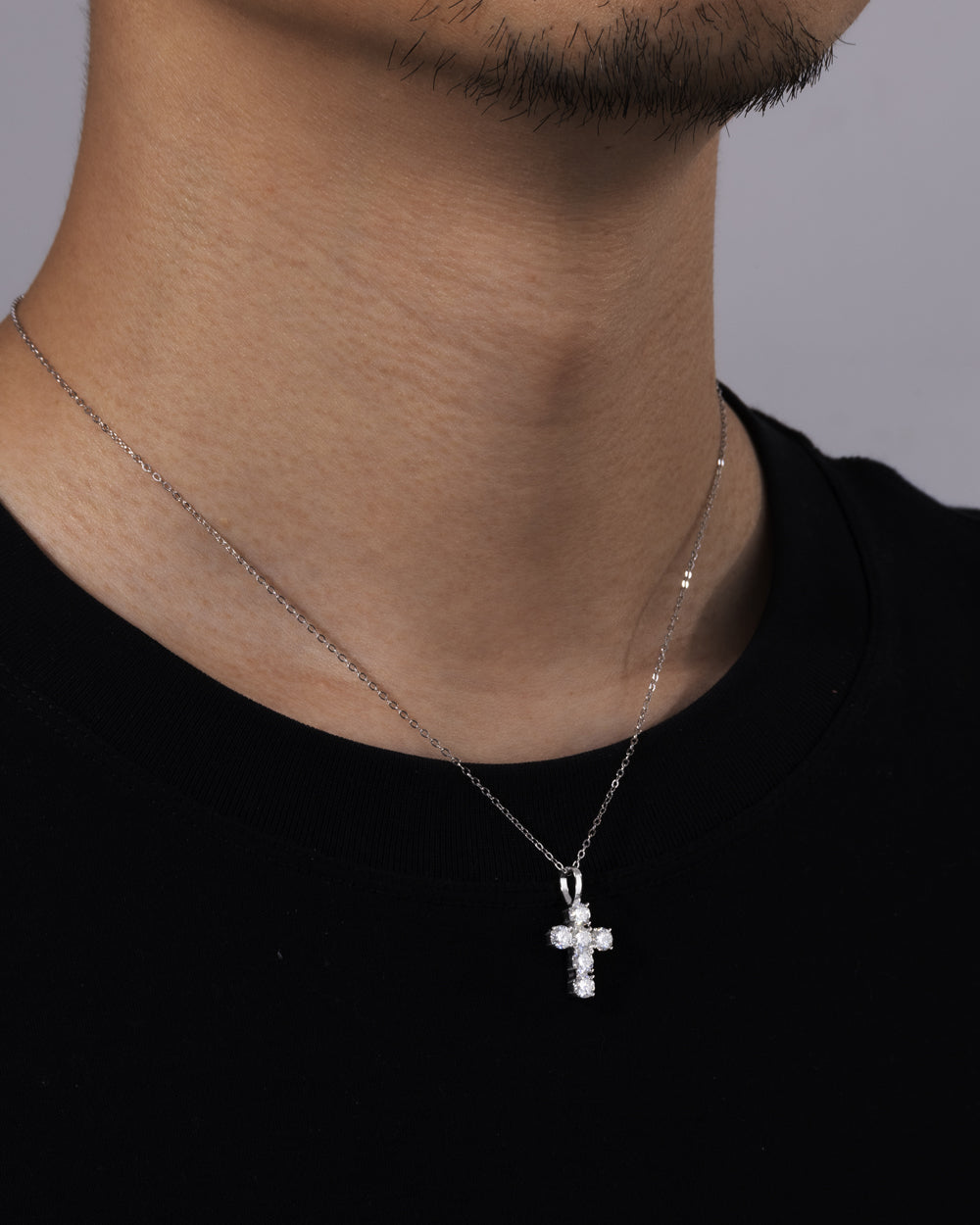 MOISSANITE MICRO CROSS PENDANT.