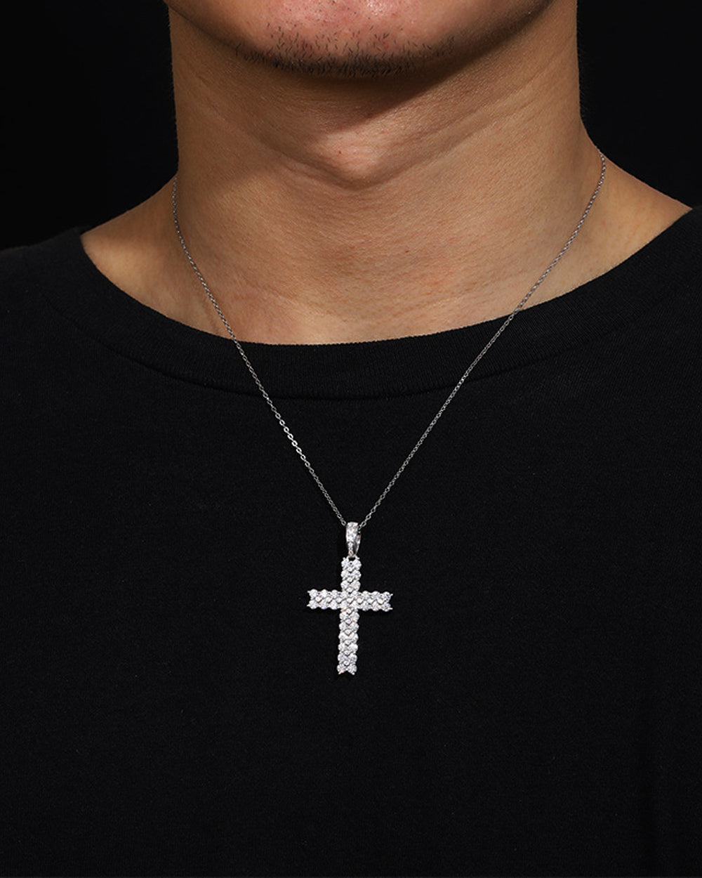 MOISSANITE PAVED CROSS PENDANT.