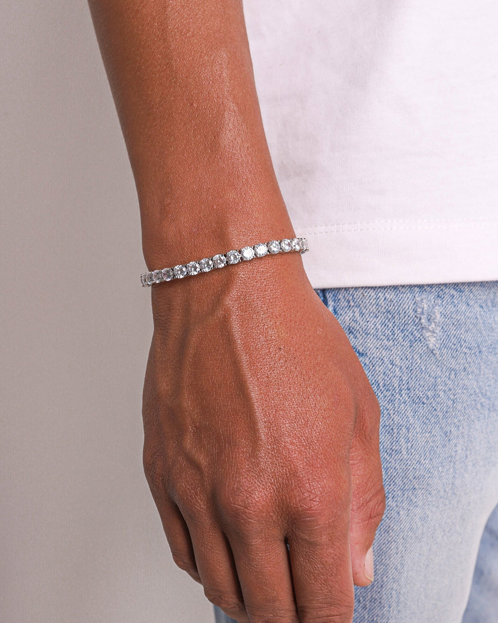 MOISSANITE TENNIS BRACELET. - 5MM